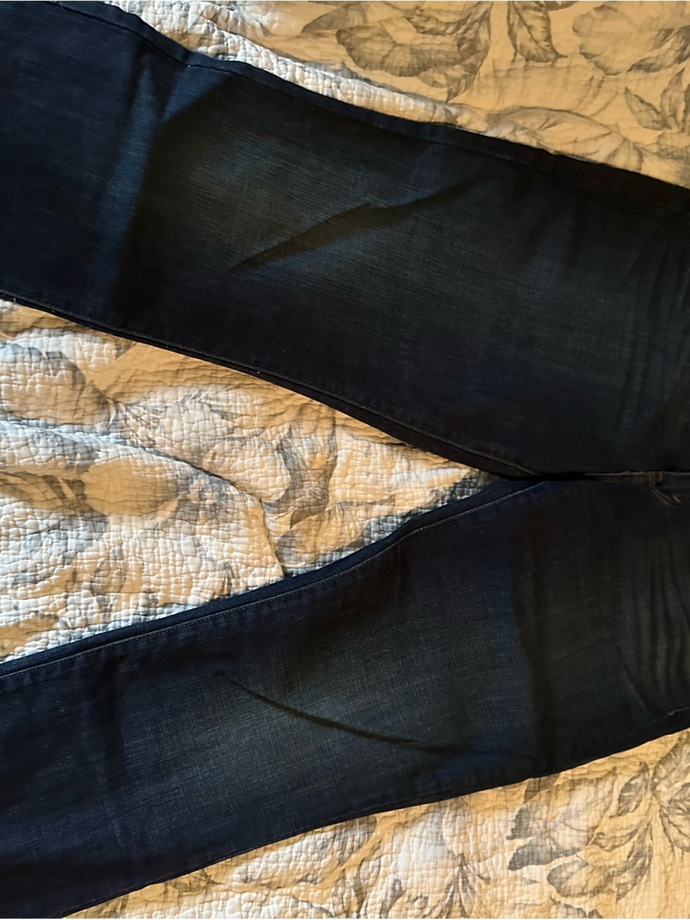 Levi's Indigo Skinny Jeans with Subtle Fade